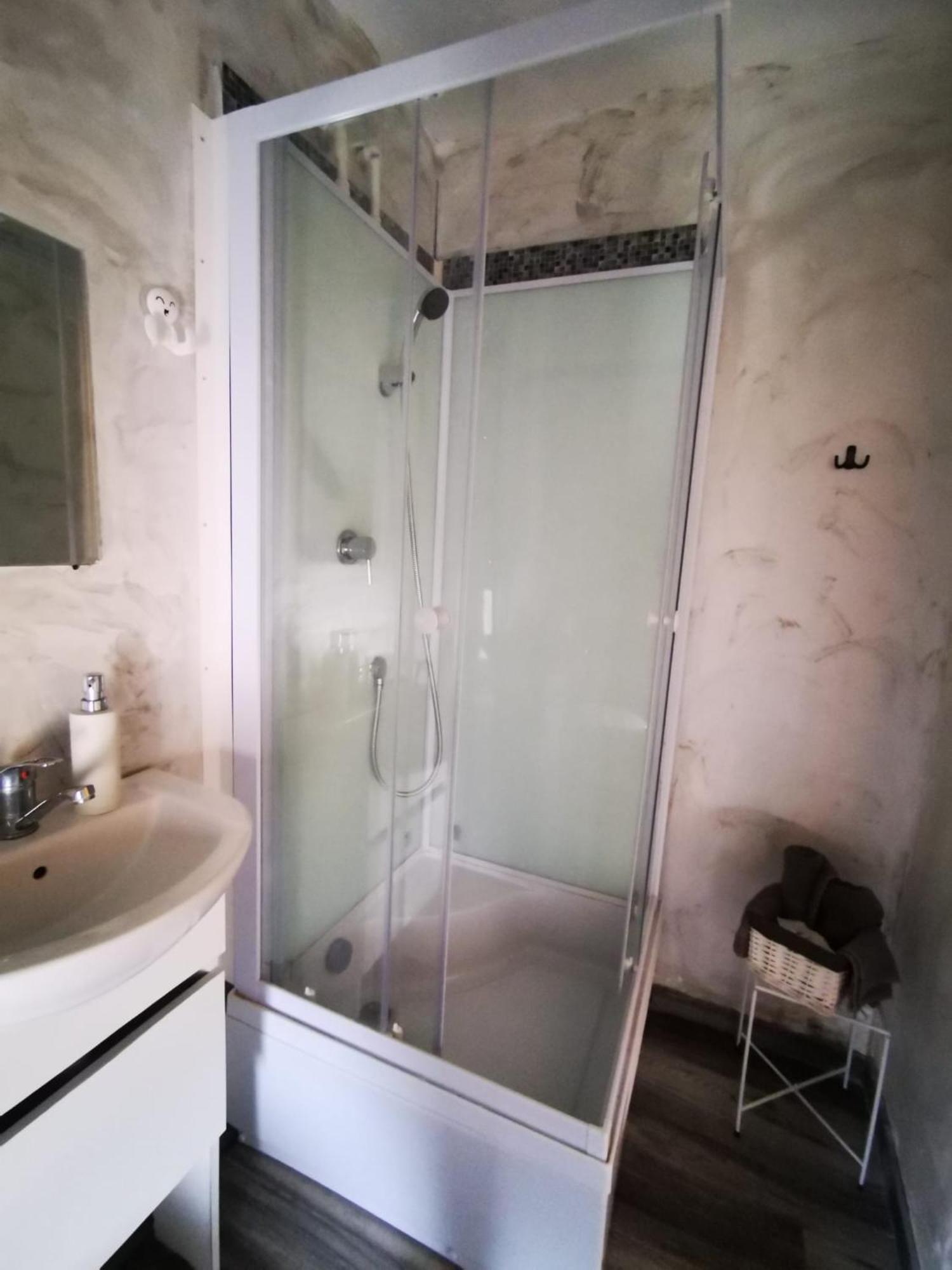 Casa De Oaspeti Dunarea La Cazane Dubova Zewnętrze zdjęcie