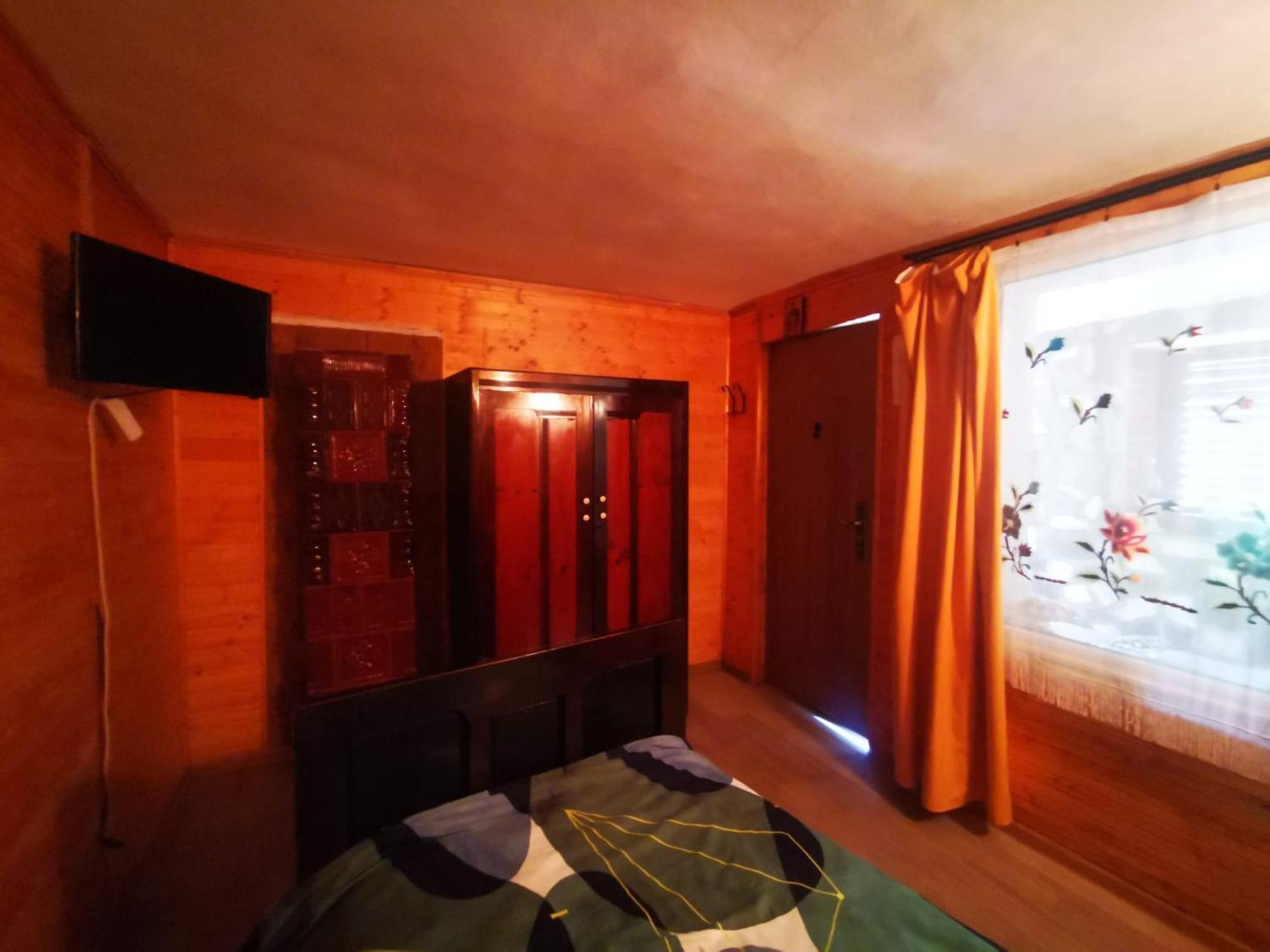 Casa De Oaspeti Dunarea La Cazane Dubova Zewnętrze zdjęcie