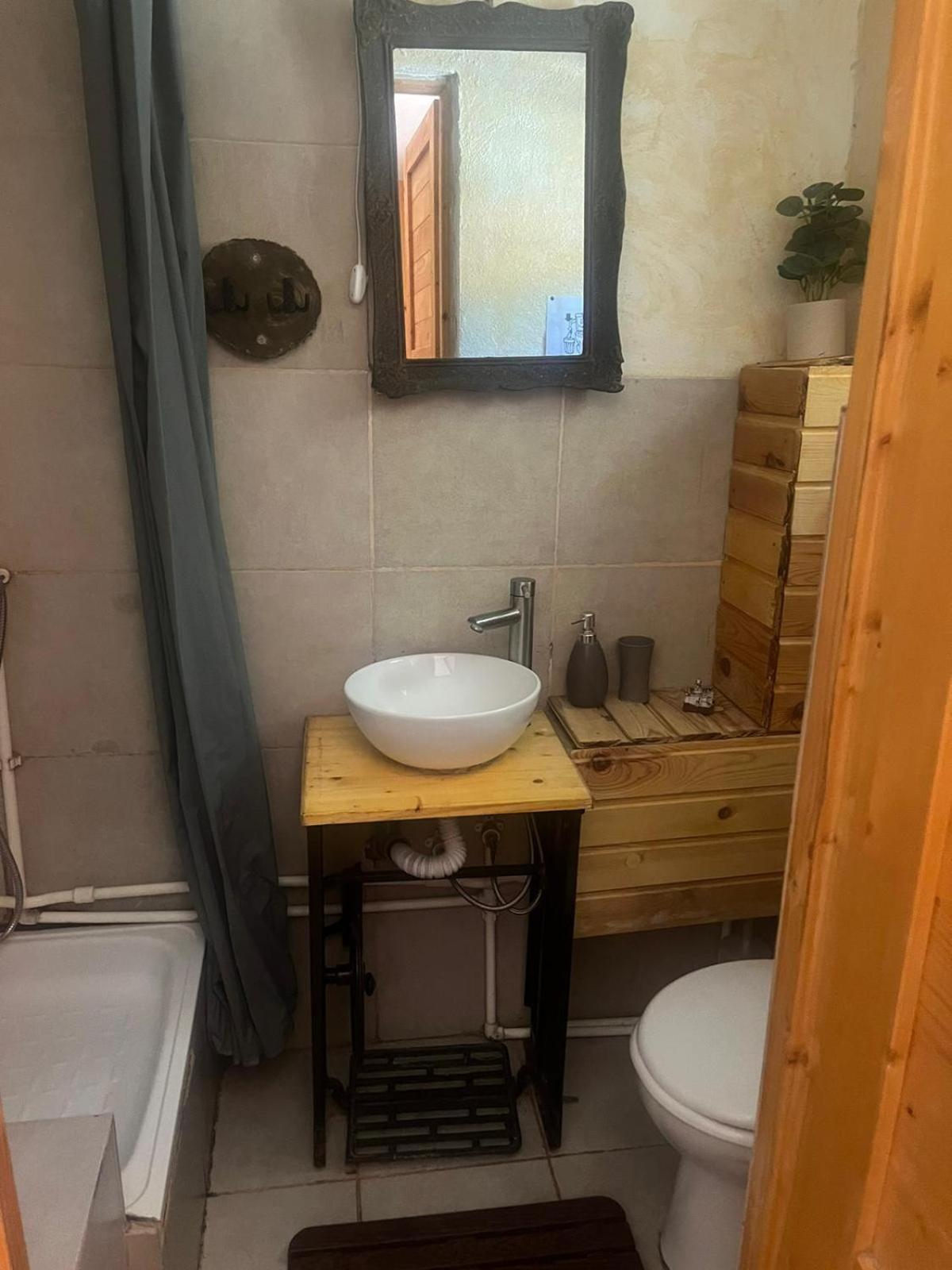 Casa De Oaspeti Dunarea La Cazane Dubova Zewnętrze zdjęcie