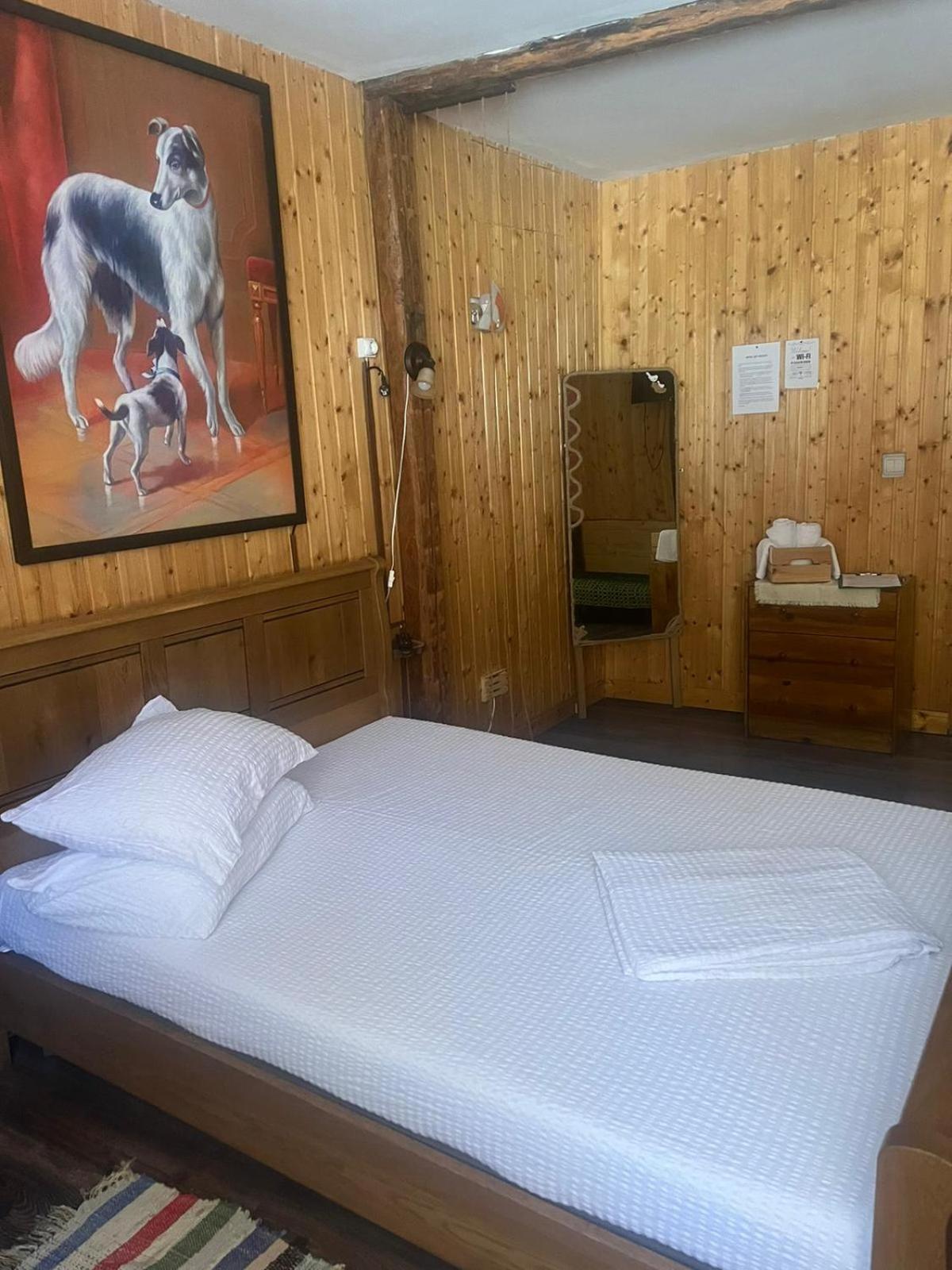 Casa De Oaspeti Dunarea La Cazane Dubova Zewnętrze zdjęcie
