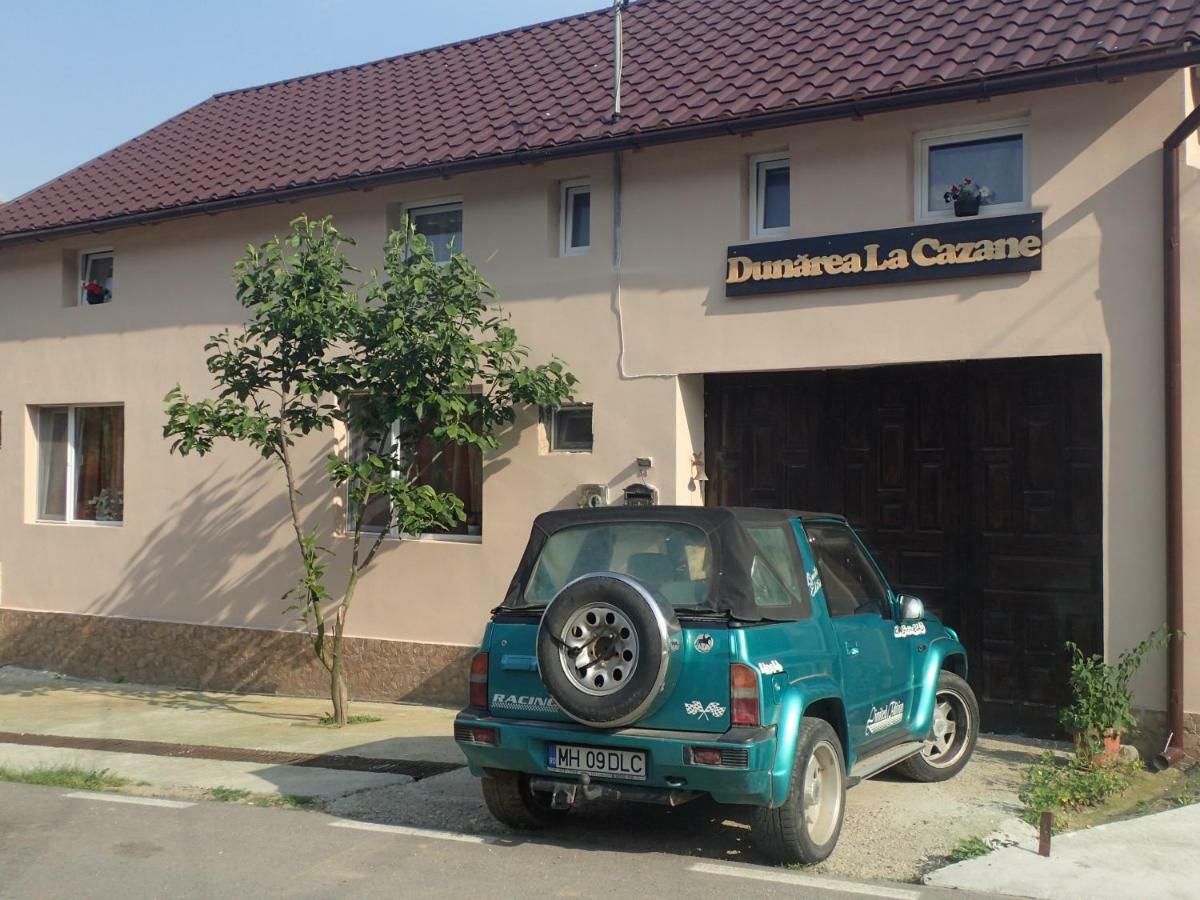 Casa De Oaspeti Dunarea La Cazane Dubova Zewnętrze zdjęcie